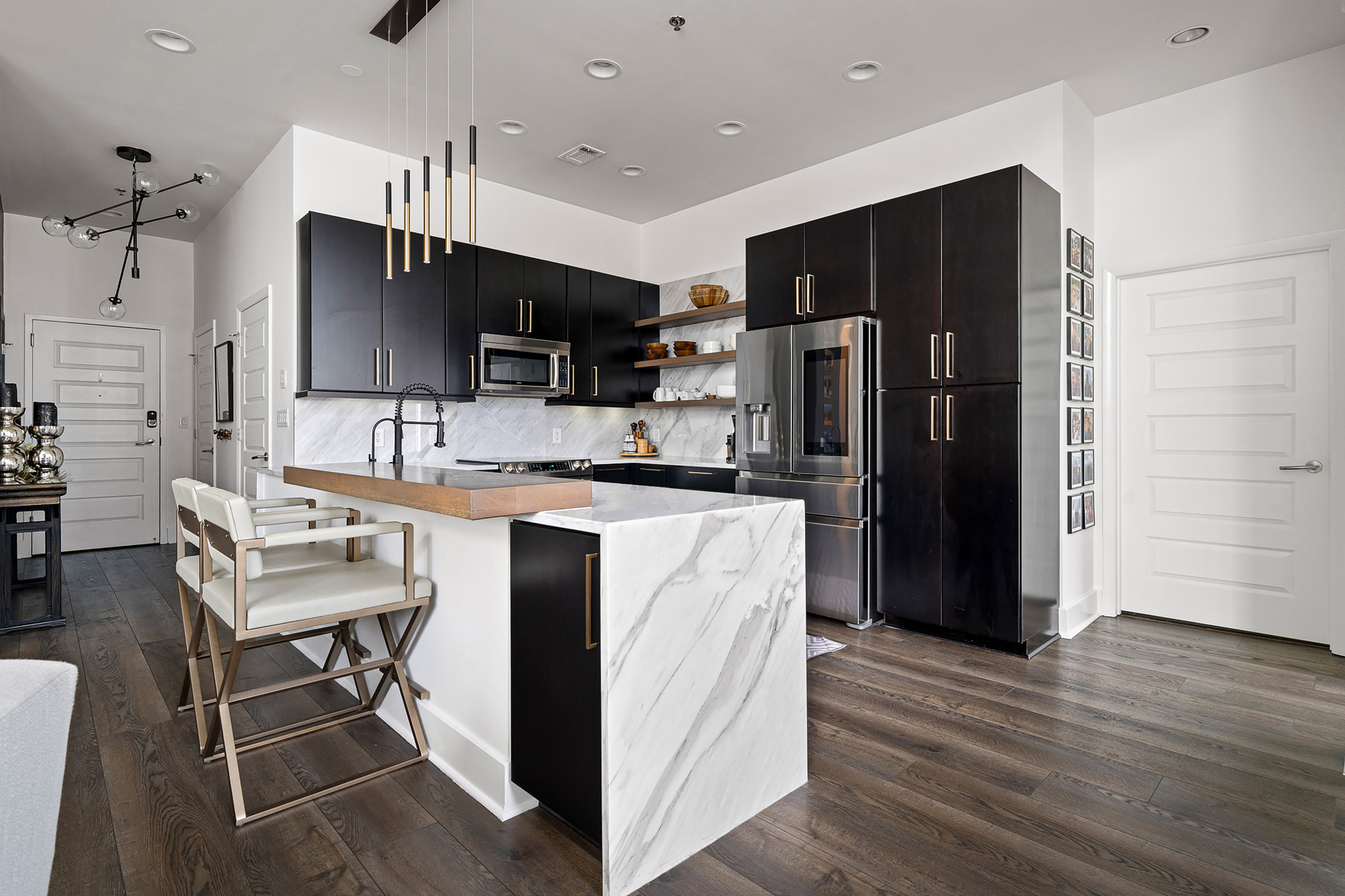  Exceptional Two Bedroom Residence at the Iconic 1010 Midtown - 物件實景