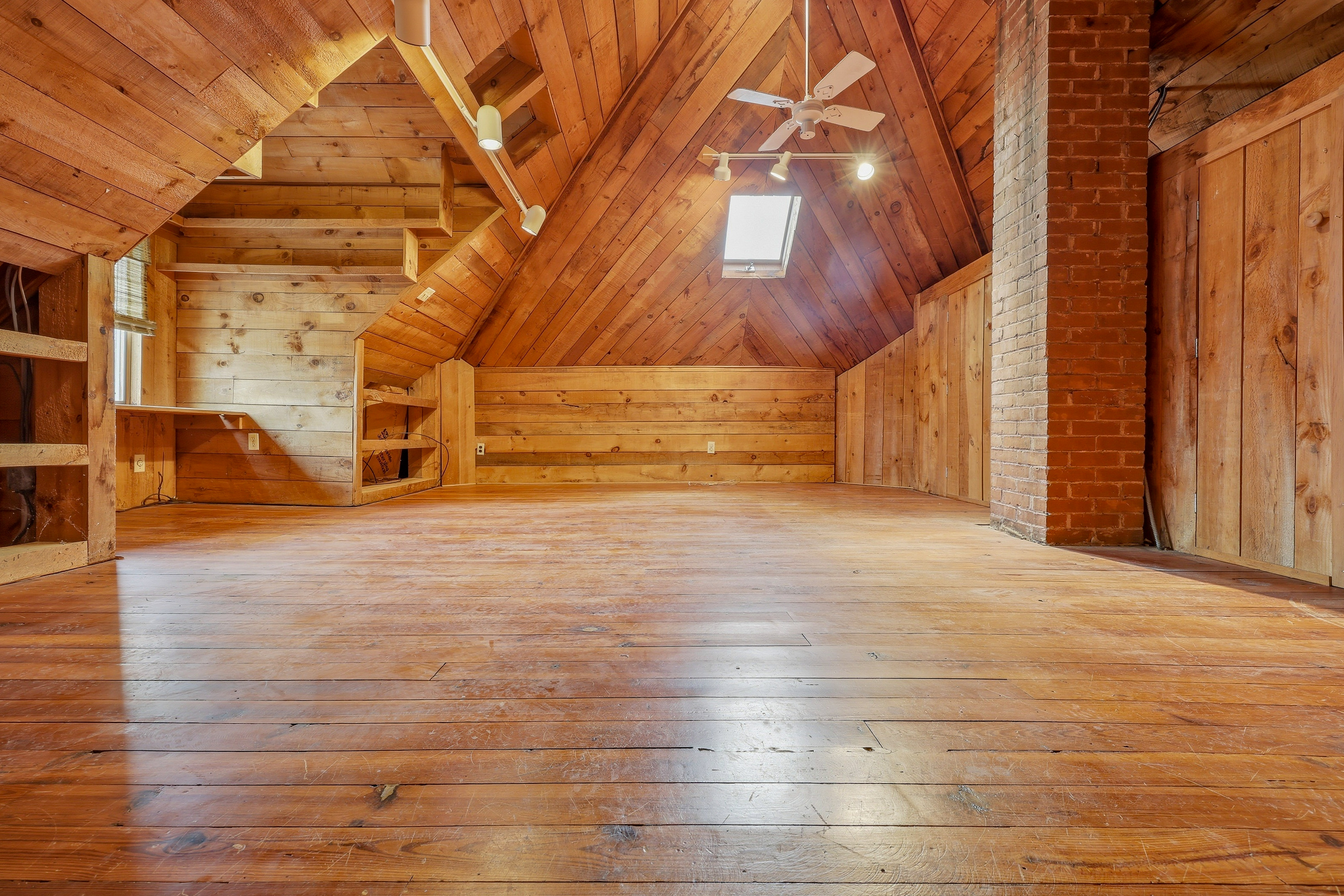  A Classic 1913 Colonial Set in the South Farms Area - 物件實景