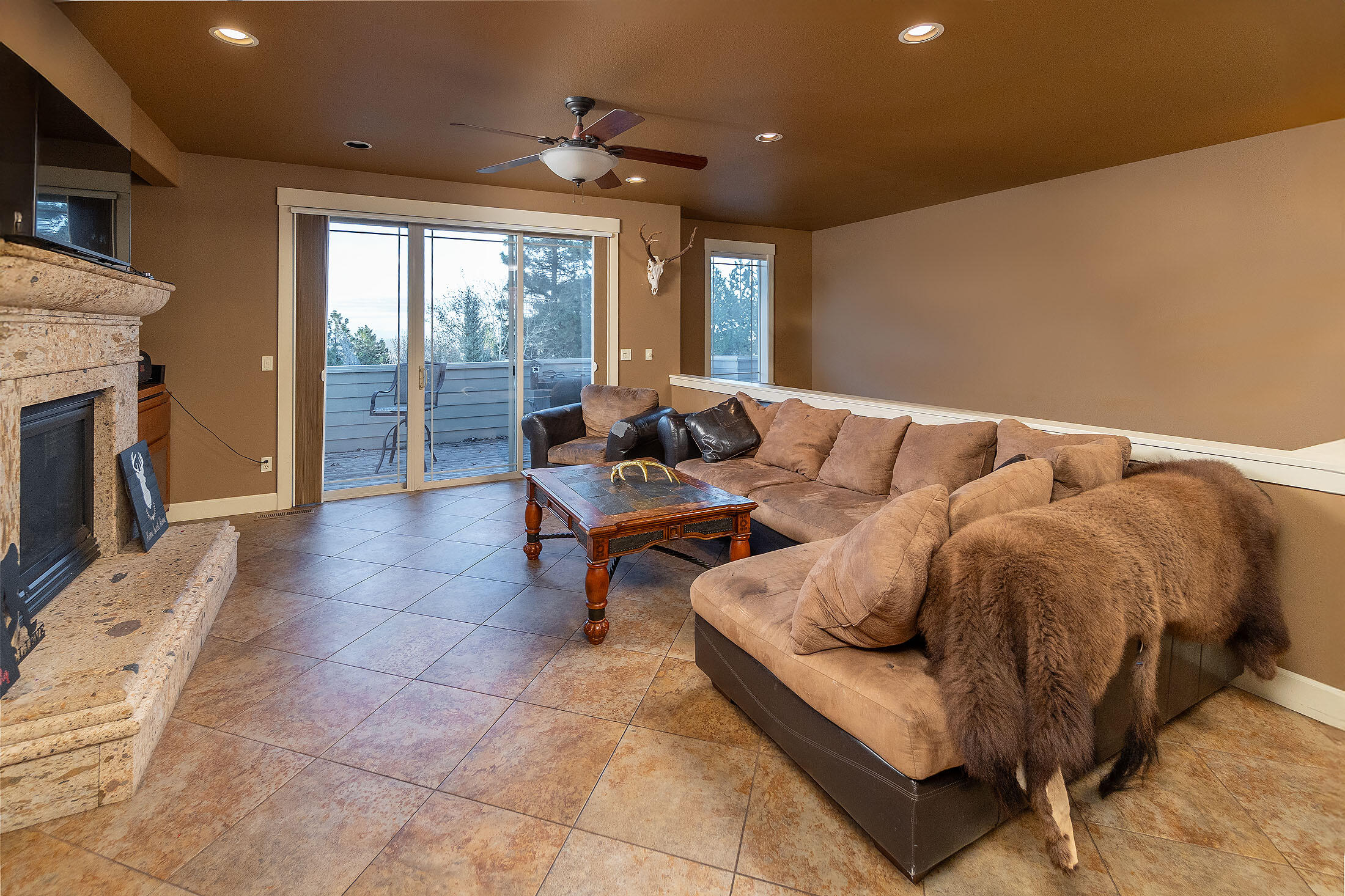Bend, Oregon, 97703, United States, 4 Bedrooms Bedrooms, ,3 BathroomsBathrooms,Residential,For Sale,1805310