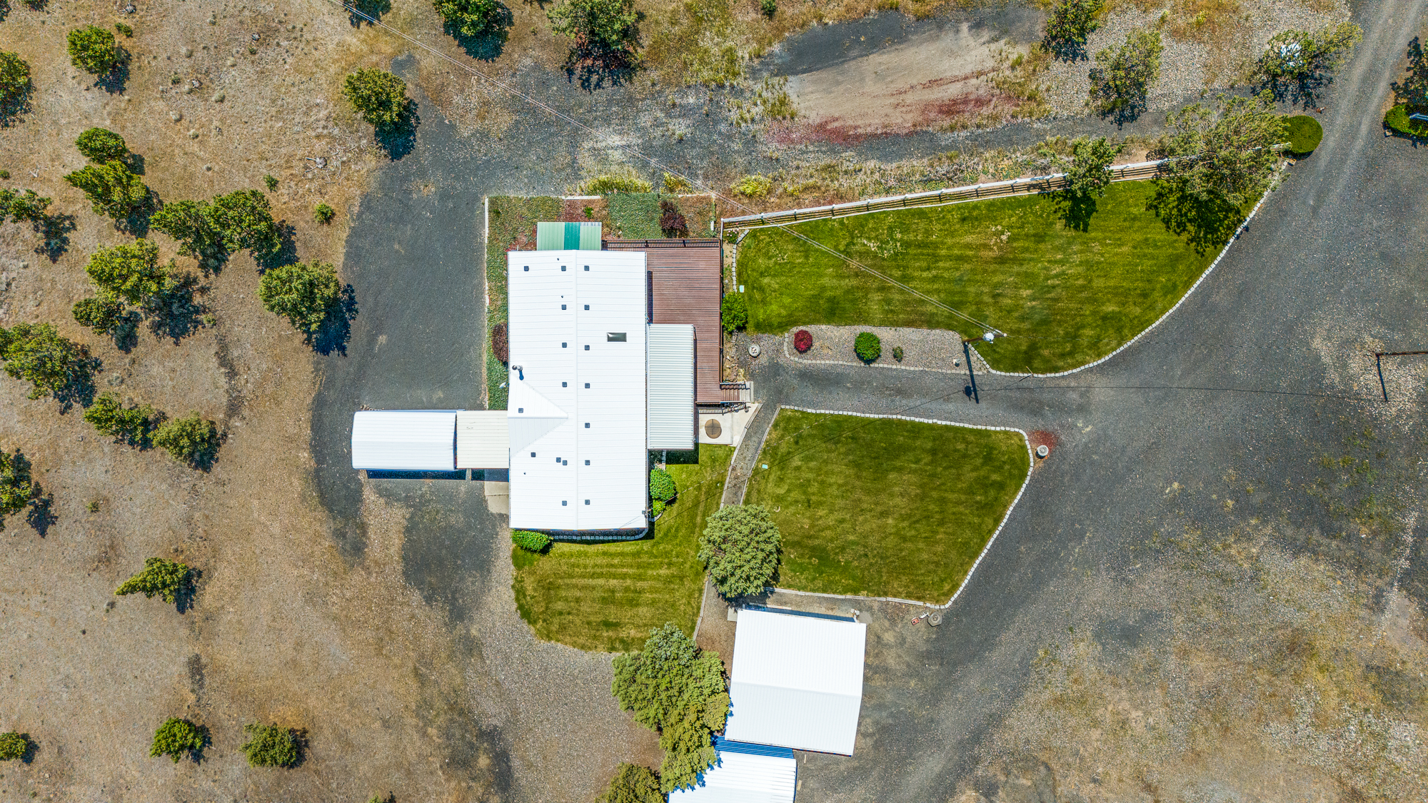 Prineville, Oregon, 97754, United States, 3 Bedrooms Bedrooms, ,2 BathroomsBathrooms,Residential,For Sale,1885821