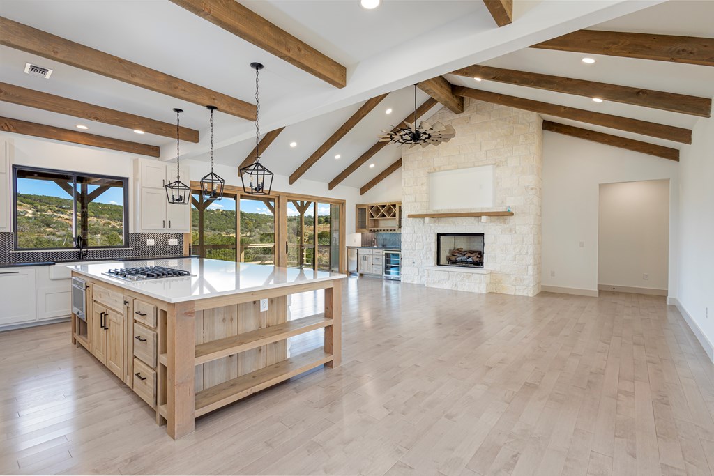 204 Beverly Hills Lane, Kerrville, Texas, 78028, United States, 4 Bedrooms Bedrooms, ,3 BathroomsBathrooms,Residential,For Sale,204 Beverly Hills Lane,1645289