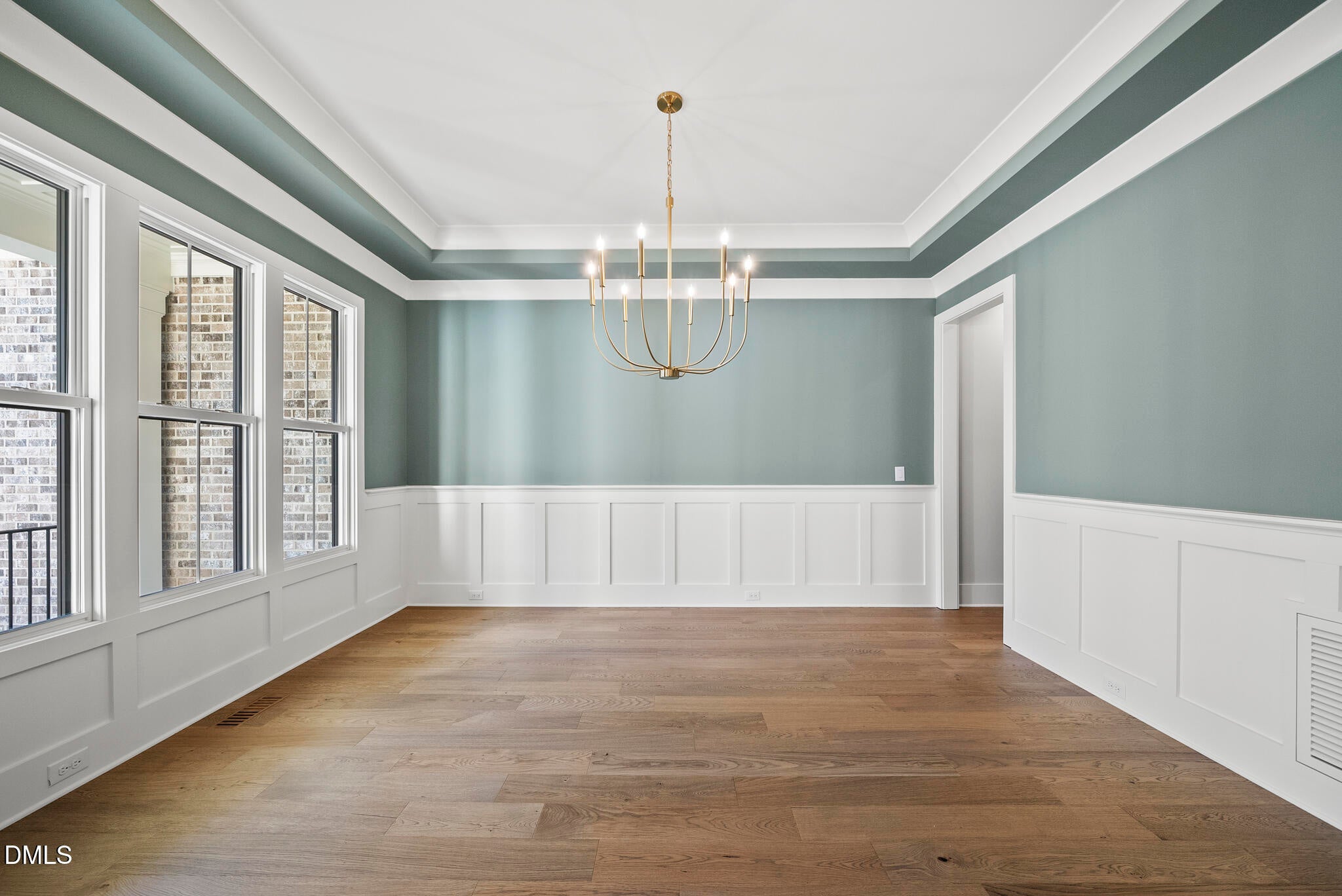 Raleigh, North Carolina, 27613, United States, 4 Bedrooms Bedrooms, ,5 BathroomsBathrooms,Residential,For Sale,1989264