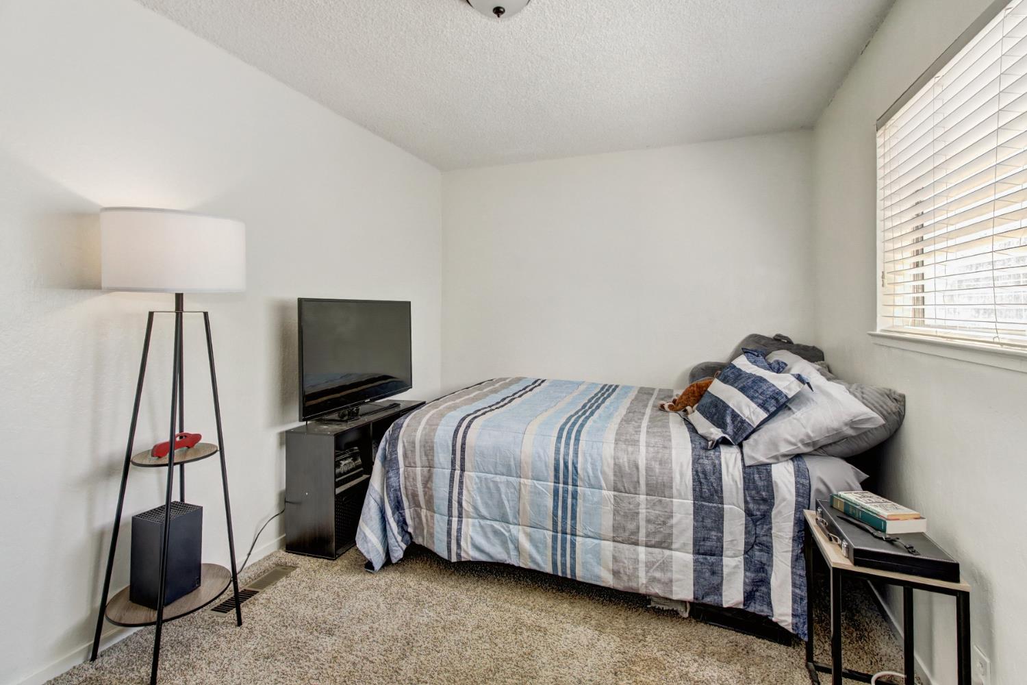 Wilton, California, 95693, United States, 3 Bedrooms Bedrooms, ,2 BathroomsBathrooms,Residential,For Sale,1901221