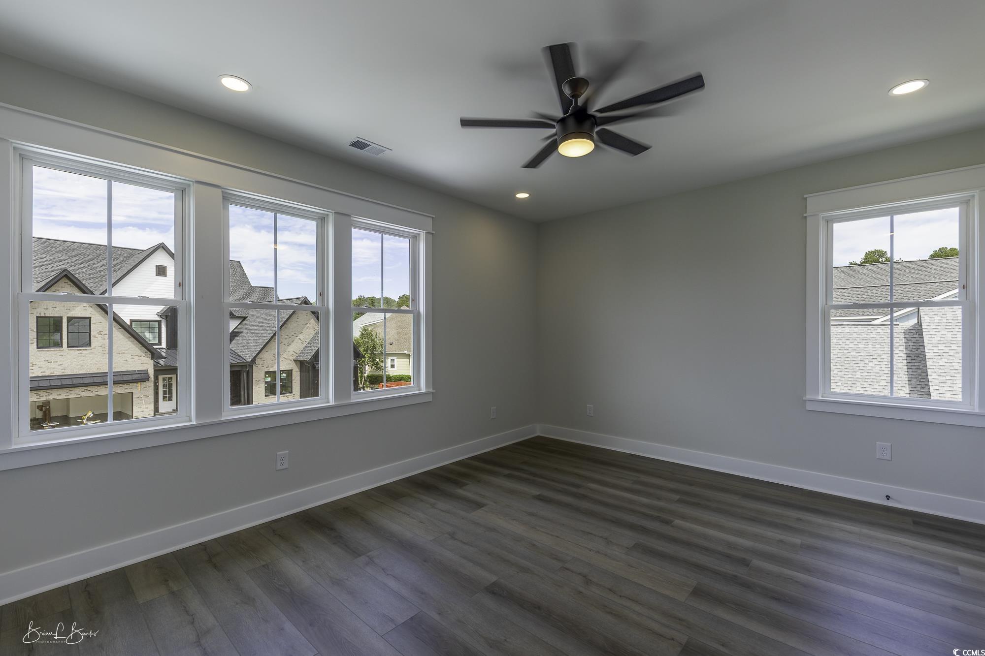 Myrtle Beach, South Carolina, 29579, United States, 4 Bedrooms Bedrooms, ,5 BathroomsBathrooms,Residential,For Sale,1894997