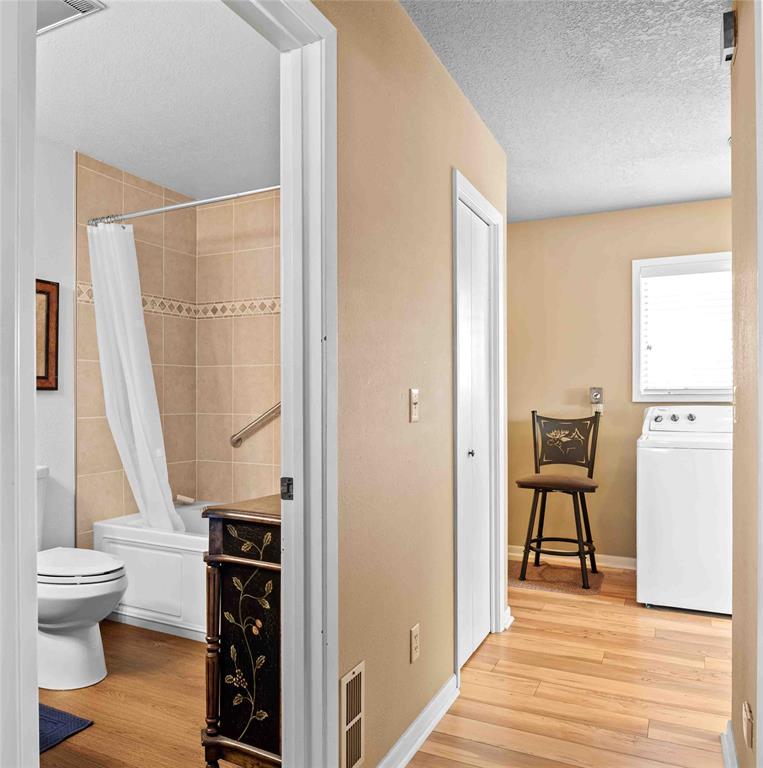 Bigfork, Montana, 59911, United States, 3 Bedrooms Bedrooms, ,1 BathroomBathrooms,Residential,For Sale,1979213