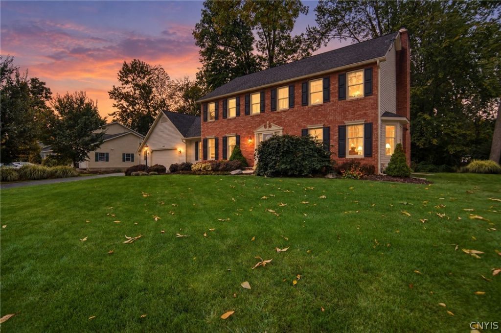 Cortina Rd, Baldwinsville, NY 13027