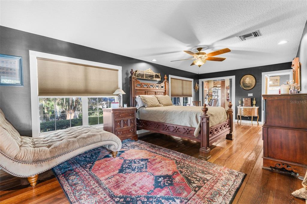 Howey In The Hills, Florida, 34737, United States, 3 Bedrooms Bedrooms, ,3 BathroomsBathrooms,Residential,For Sale,1975502