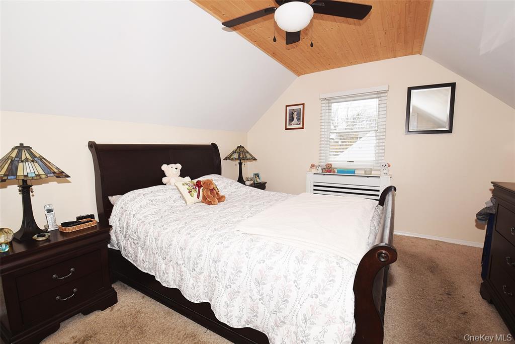 north babylon, New York, 11703, United States, 2 Bedrooms Bedrooms, ,1 BathroomBathrooms,Residential,For Sale,2000389