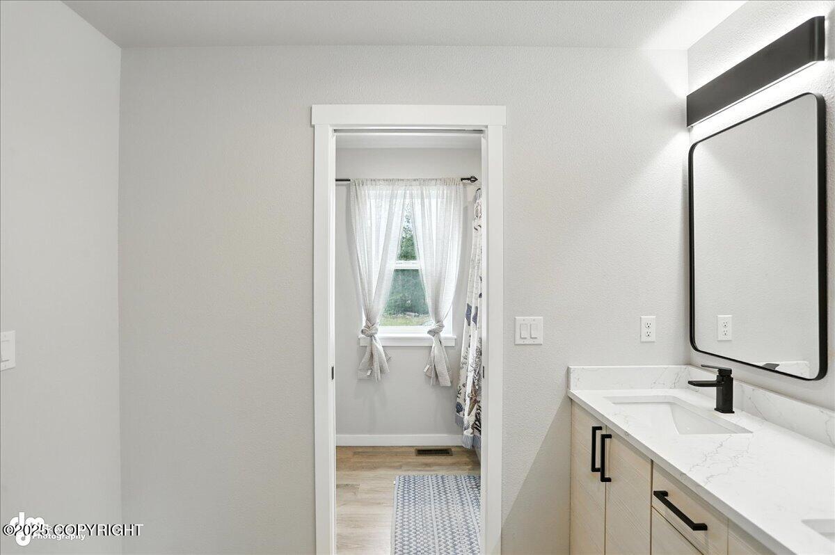 Palmer, Alaska, 99645, United States, 3 Bedrooms Bedrooms, ,3 BathroomsBathrooms,Residential,For Sale,1974146