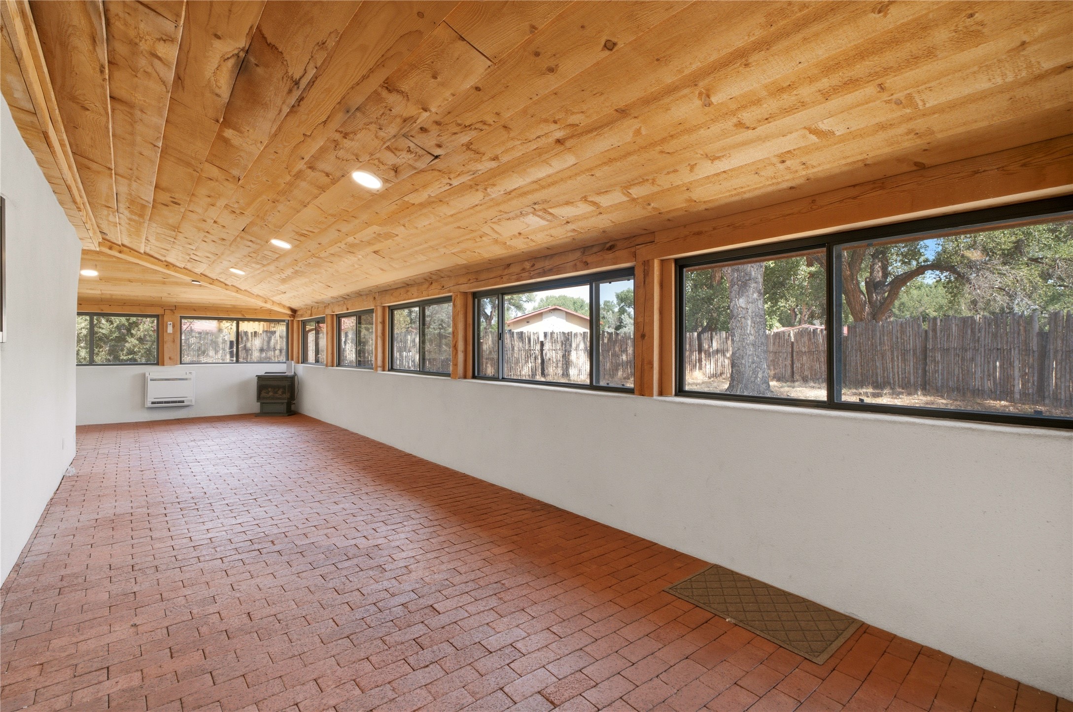  156 Catherine Lane - 物件實景