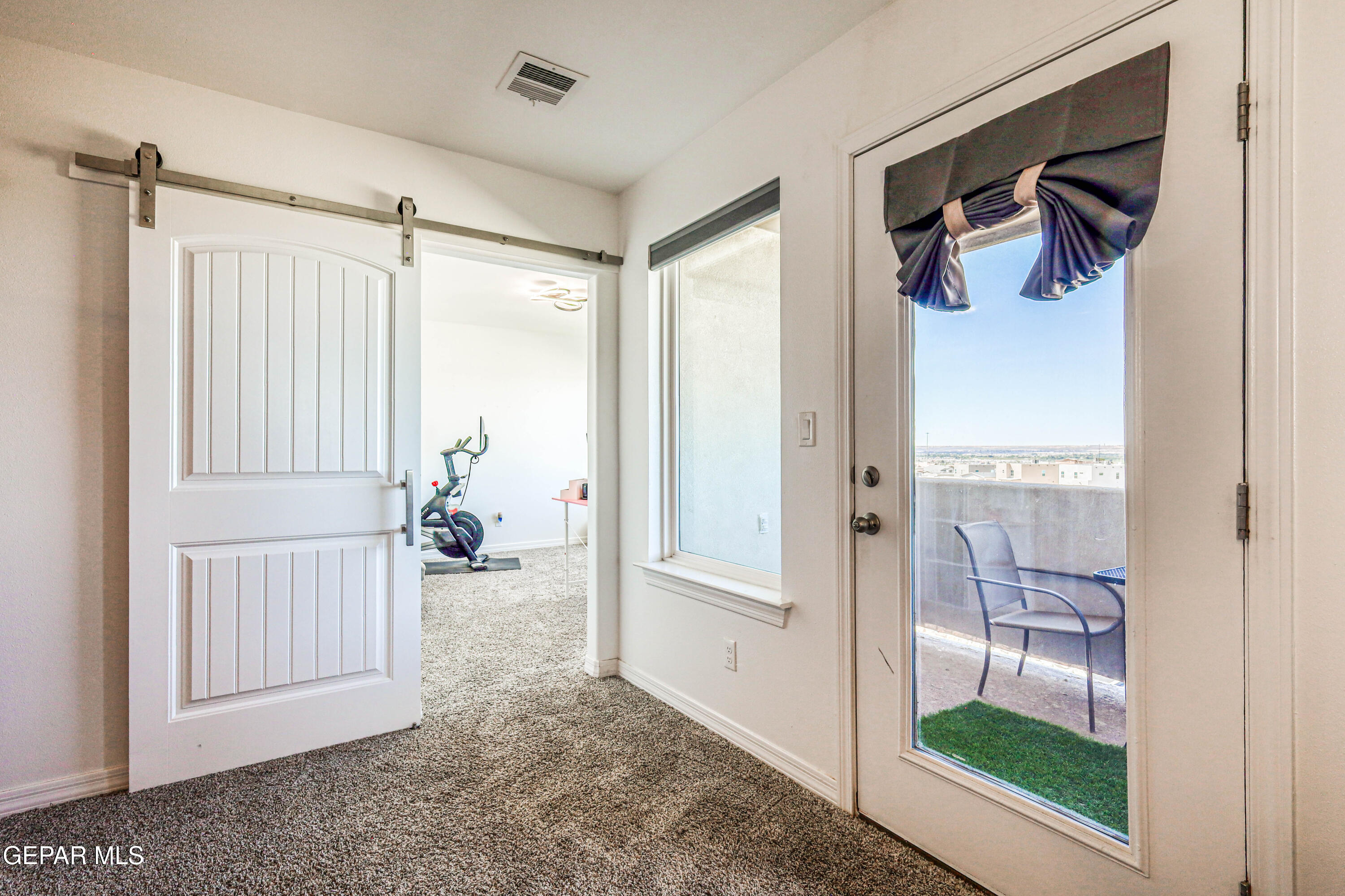 El Paso, Texas, 79911, United States, 5 Bedrooms Bedrooms, ,4 BathroomsBathrooms,Residential,For Sale,1969245