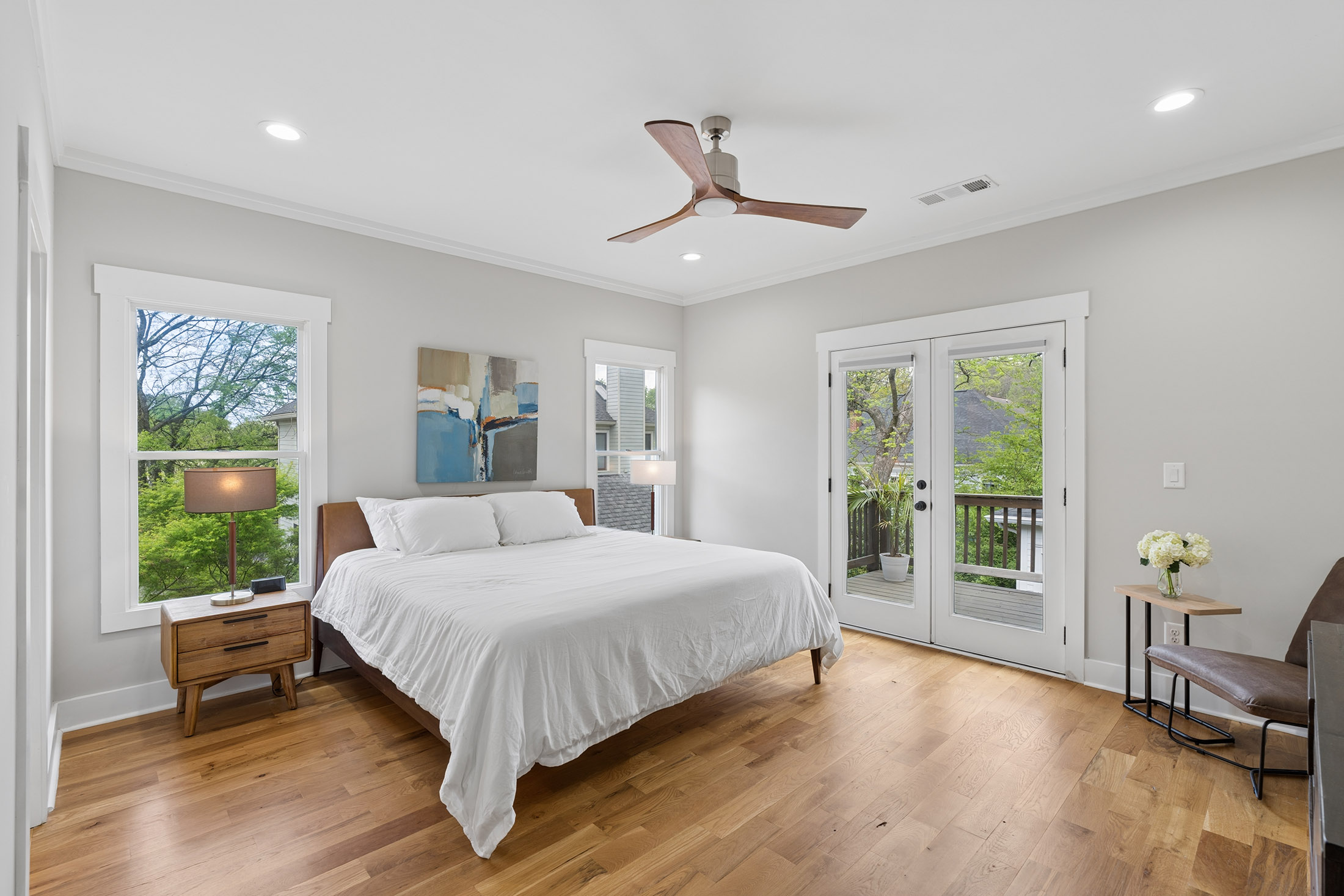  beautifully designed craftsman-style townhome near grant  park - 物件實景