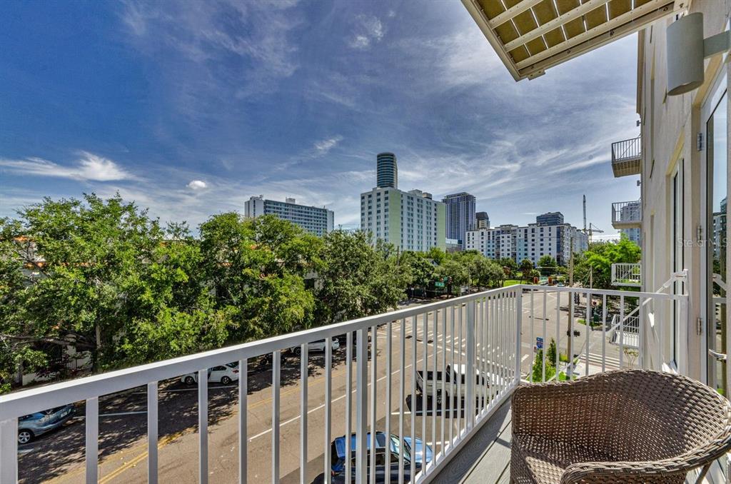 St Petersburg, Florida, 33701, United States, 3 Bedrooms Bedrooms, ,3 BathroomsBathrooms,Residential,For Sale,1885296