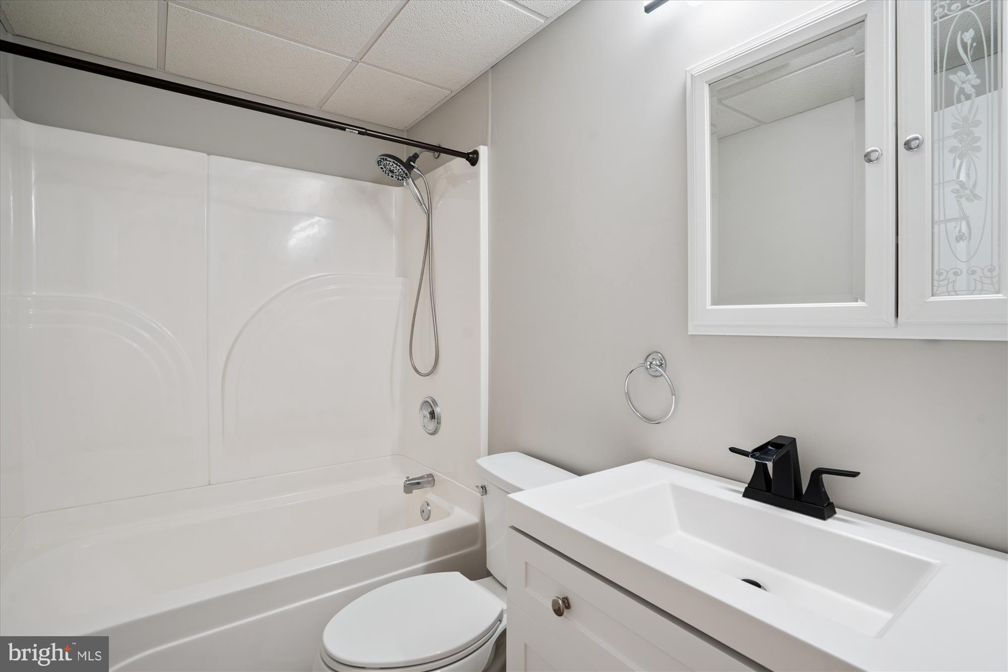 Severn, Maryland, 21144, United States, 4 Bedrooms Bedrooms, ,4 BathroomsBathrooms,Residential,For Sale,1931995