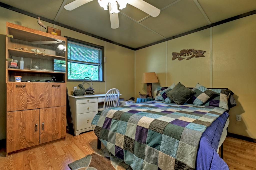 Blue Ridge, Georgia, 30513, United States, 4 Bedrooms Bedrooms, ,4 BathroomsBathrooms,Residential,For Sale,1859104