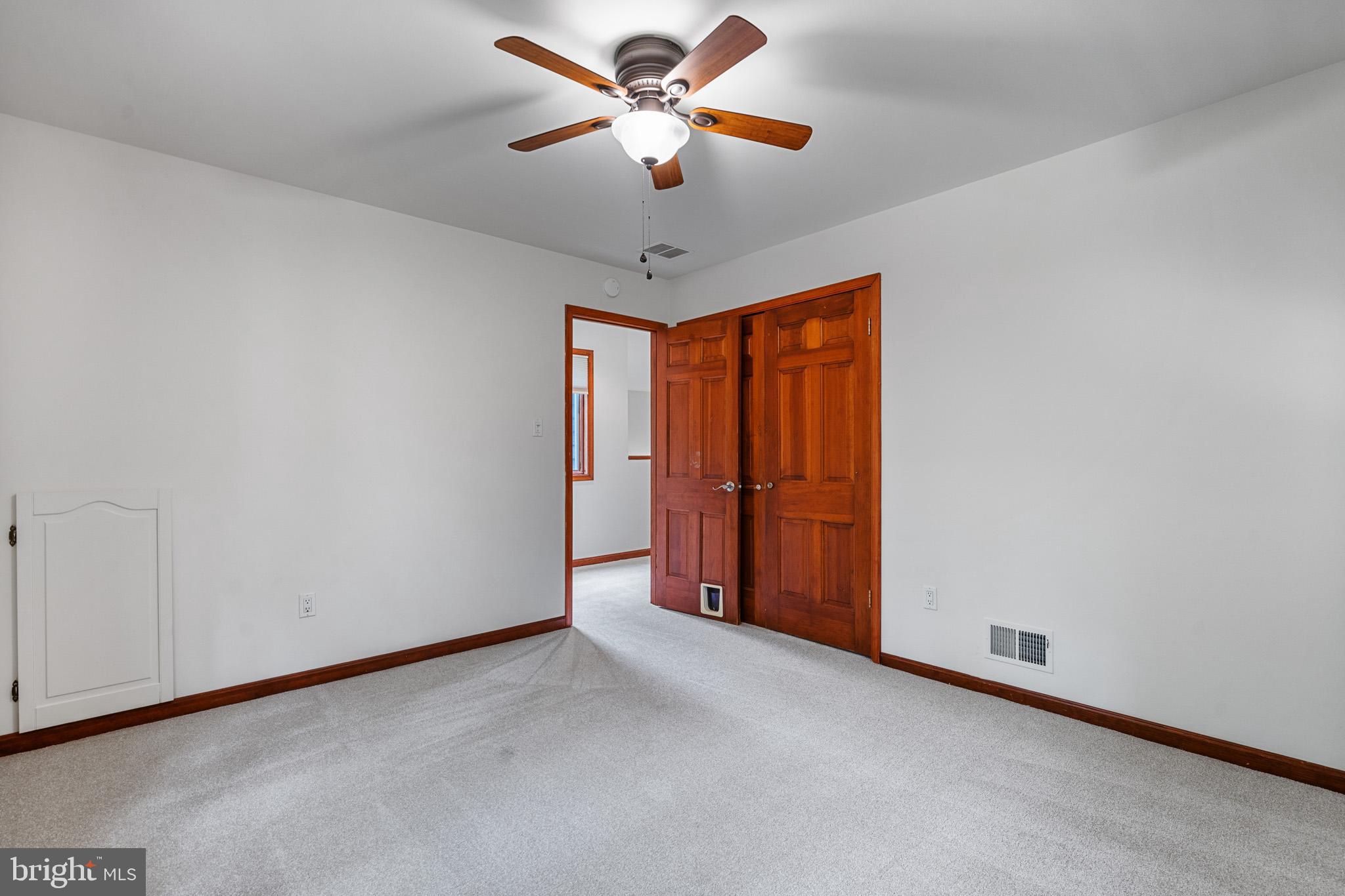 La Plata, Maryland, 20646, United States, 5 Bedrooms Bedrooms, ,4 BathroomsBathrooms,Residential,For Sale,1928558