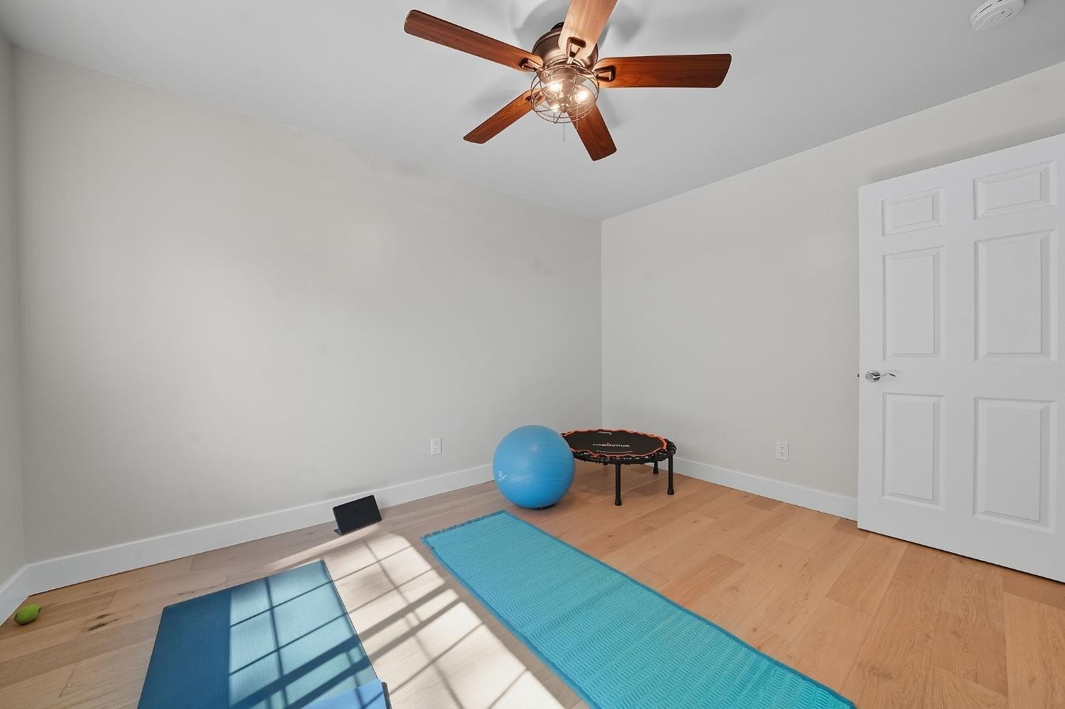 San Andreas, California, 95249, United States, 2 Bedrooms Bedrooms, ,2 BathroomsBathrooms,Residential,For Sale,1980033