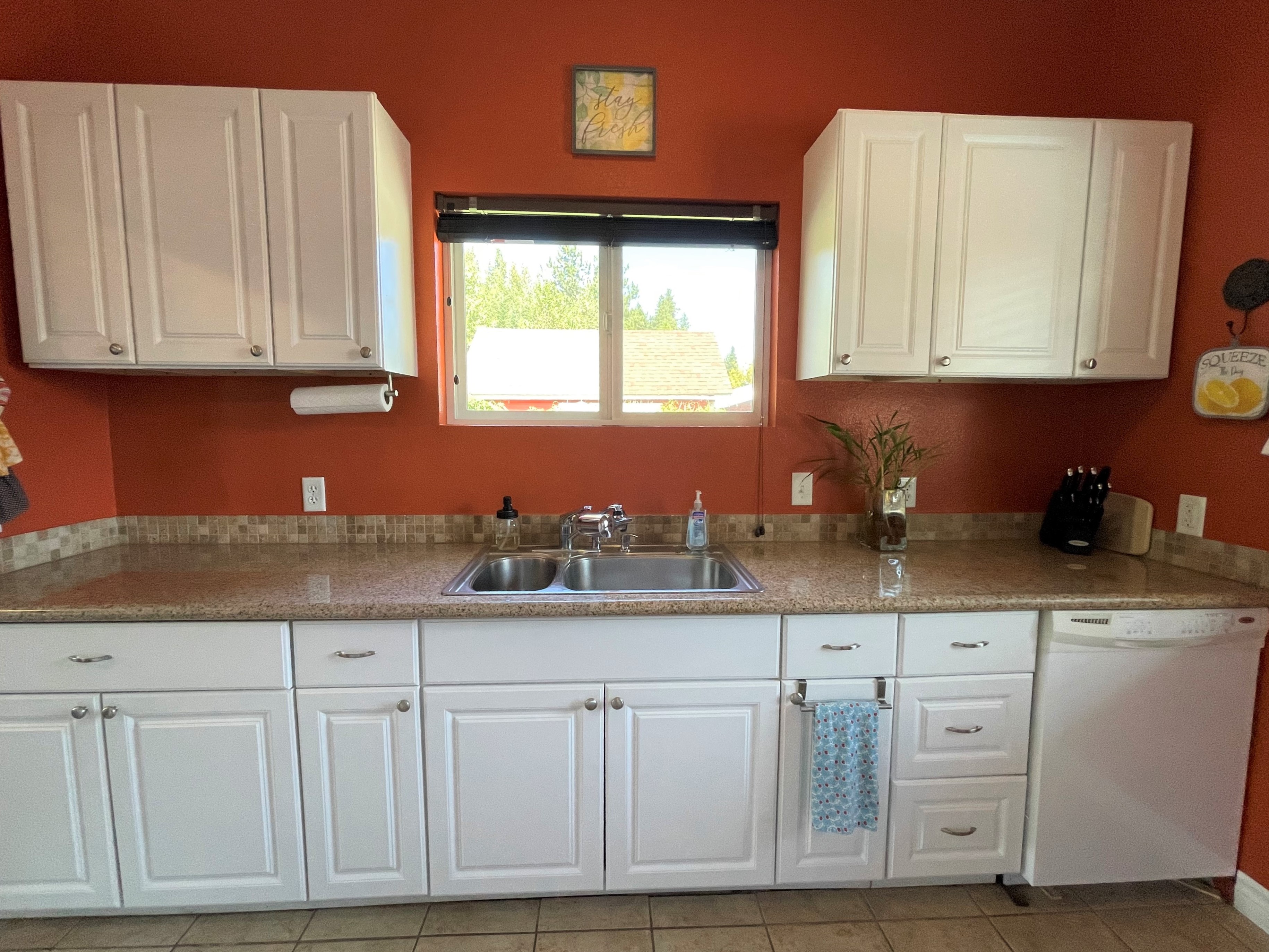 Priest River, Idaho, 83856, United States, 2 Bedrooms Bedrooms, ,2 BathroomsBathrooms,Residential,For Sale,1928264