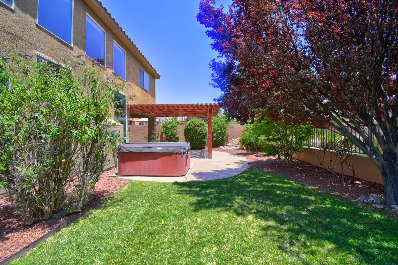 Rio Rancho, New Mexico, 87124, United States, 5 Bedrooms Bedrooms, ,3 BathroomsBathrooms,Residential,For Sale,1898268