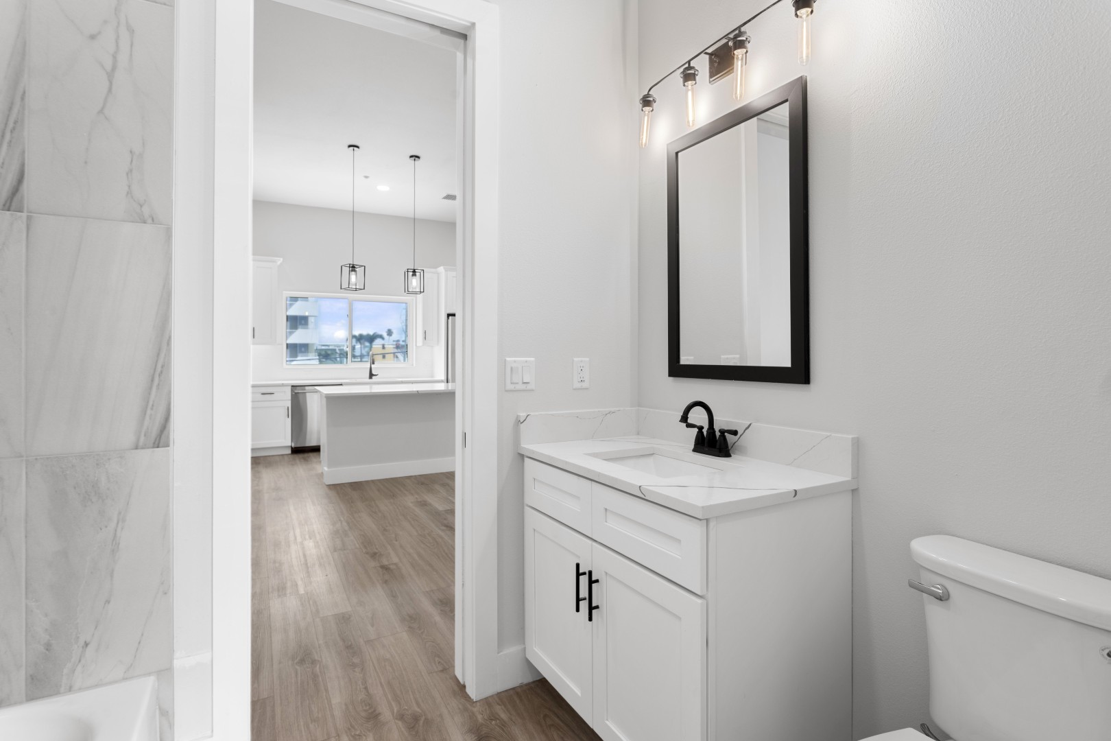 Treasure Island, Florida, 33706, United States, 5 Bedrooms Bedrooms, ,4 BathroomsBathrooms,Residential,For Sale,1887391