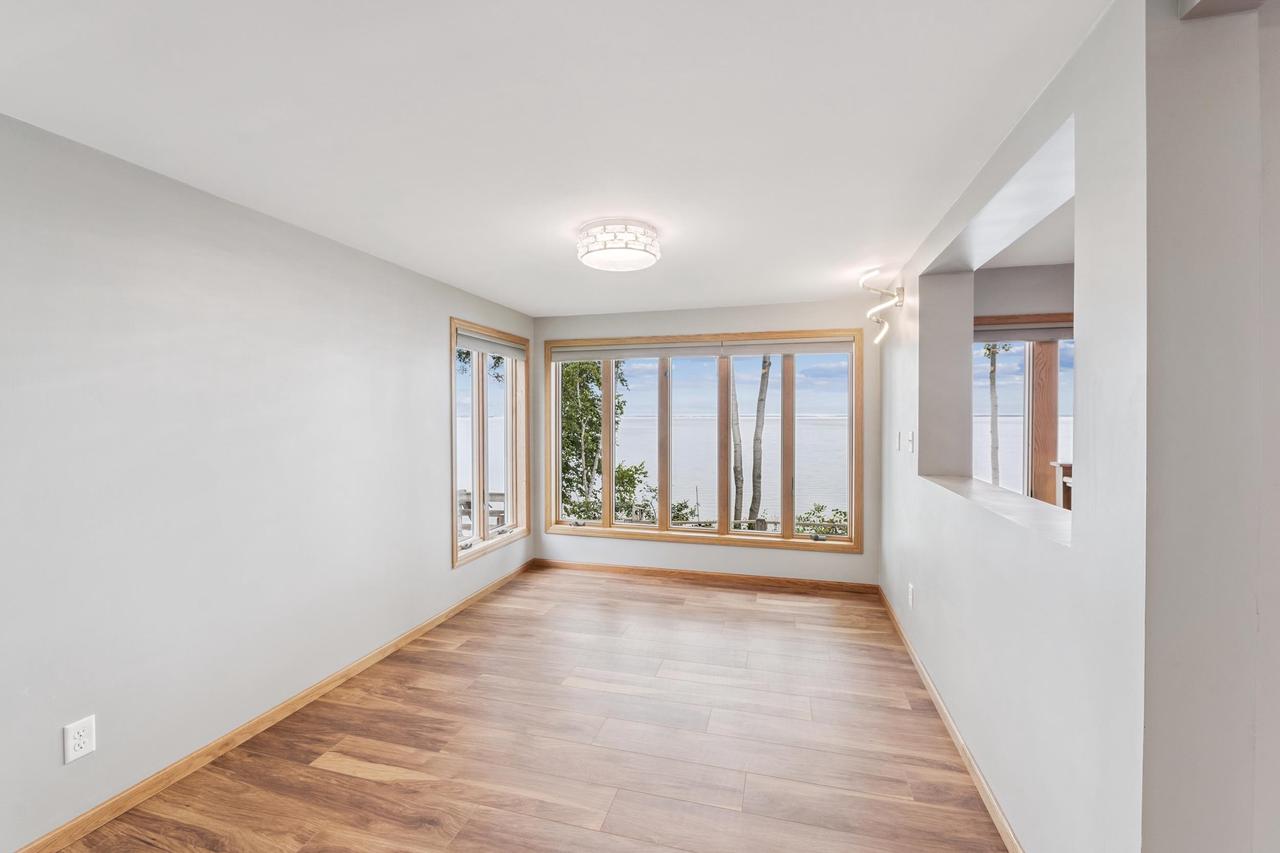 Washburn, Wisconsin, 54891, United States, 3 Bedrooms Bedrooms, ,1 BathroomBathrooms,Residential,For Sale,1960790