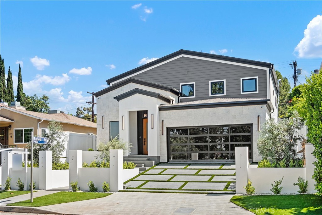 Encino, California, 91316, United States, 4 Bedrooms Bedrooms, ,3 BathroomsBathrooms,Residential,For Sale,1906863