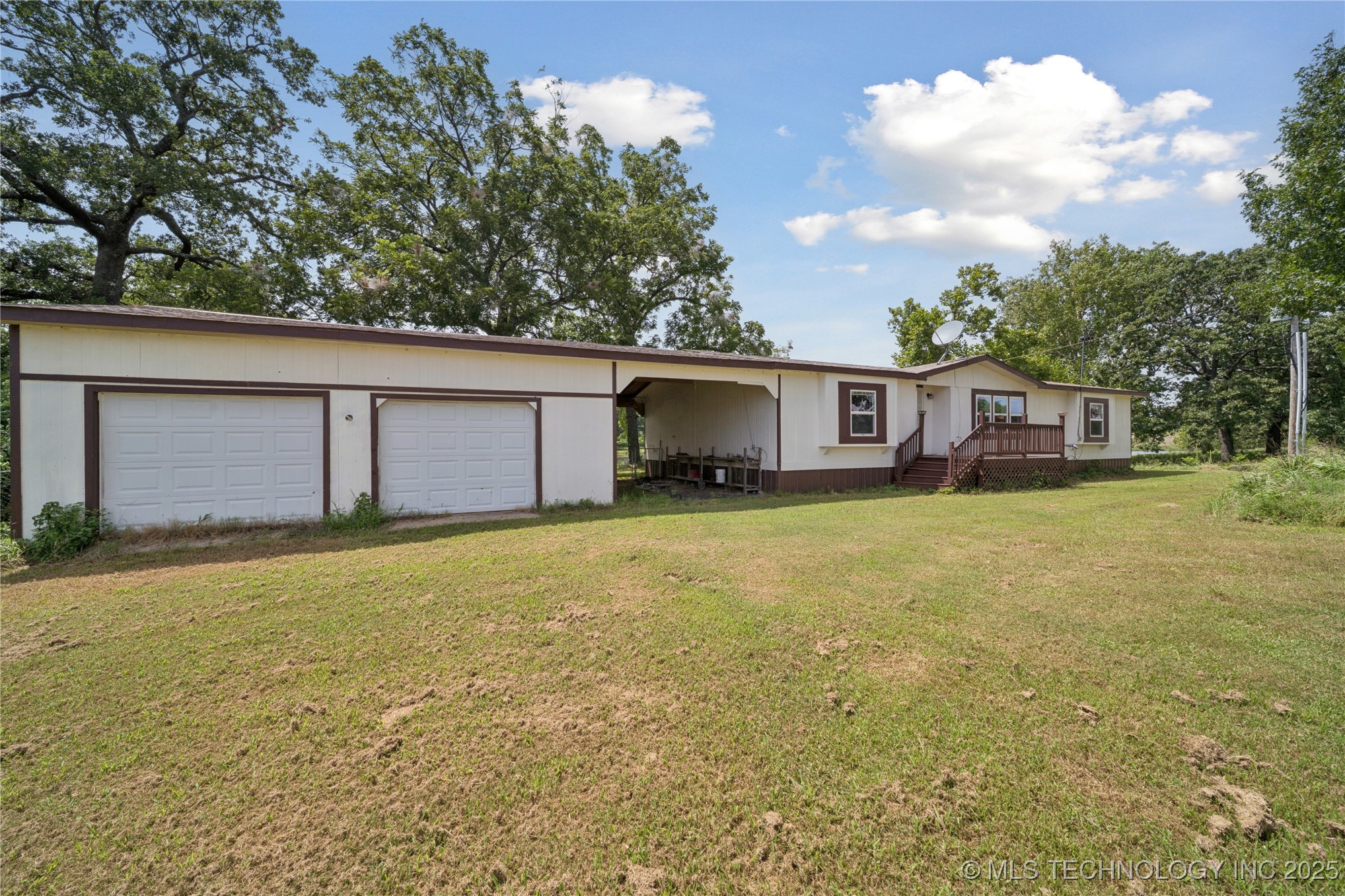 Henryetta, Oklahoma, 74437, United States, 3 Bedrooms Bedrooms, ,2 BathroomsBathrooms,Residential,For Sale,1907675