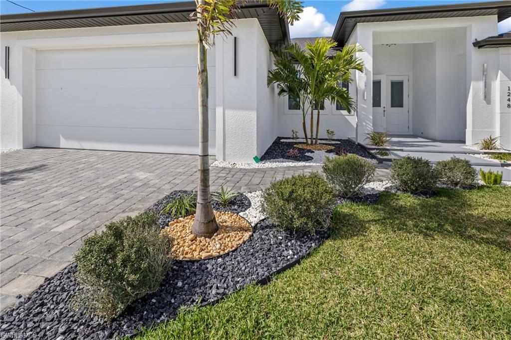 Cape Coral, Florida, 33993, United States, 3 Bedrooms Bedrooms, ,2 BathroomsBathrooms,Residential,For Sale,1906952