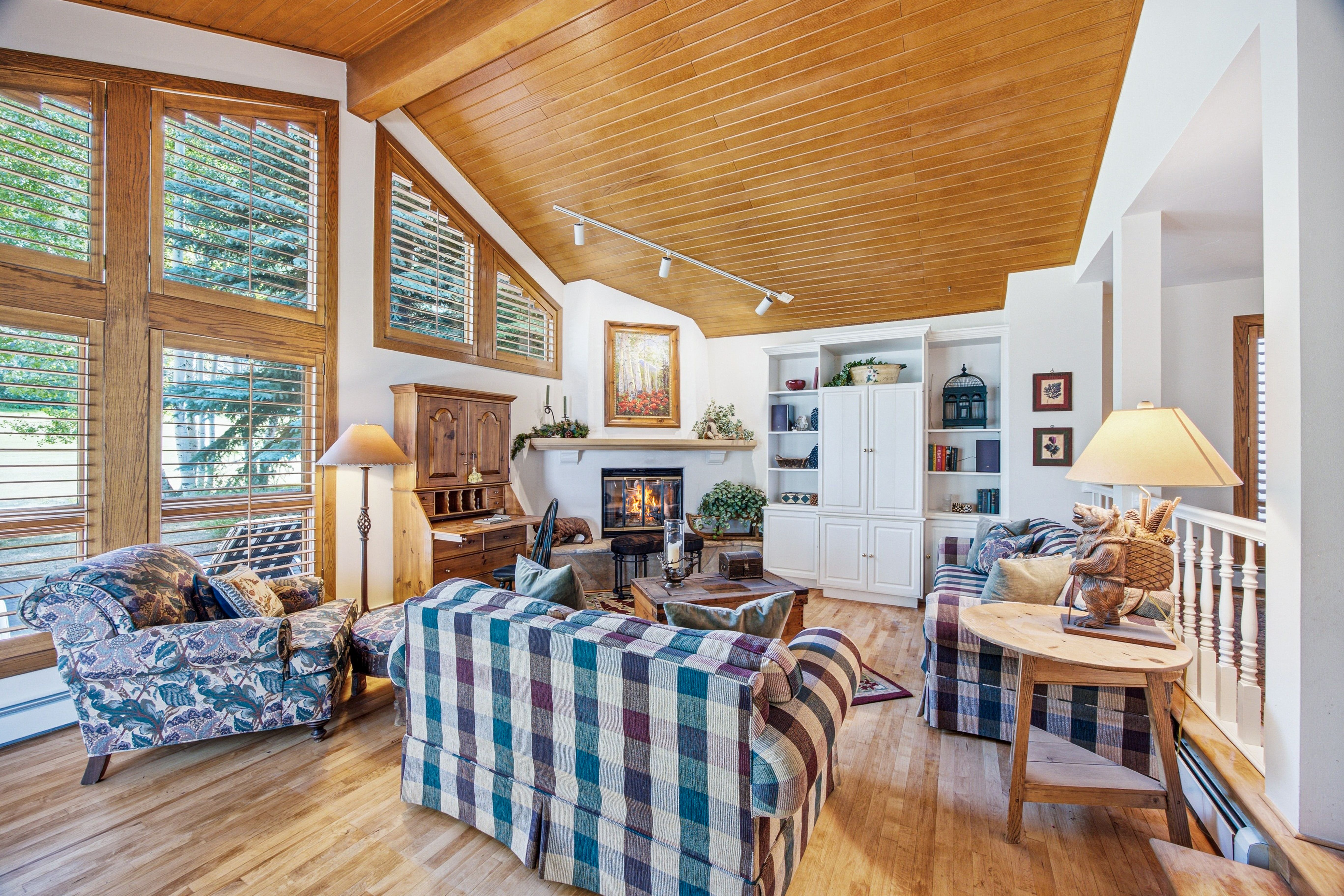  Mountain Residence Positioned at the 13th Fairway of the EagleVail Golf Course - 物件實景