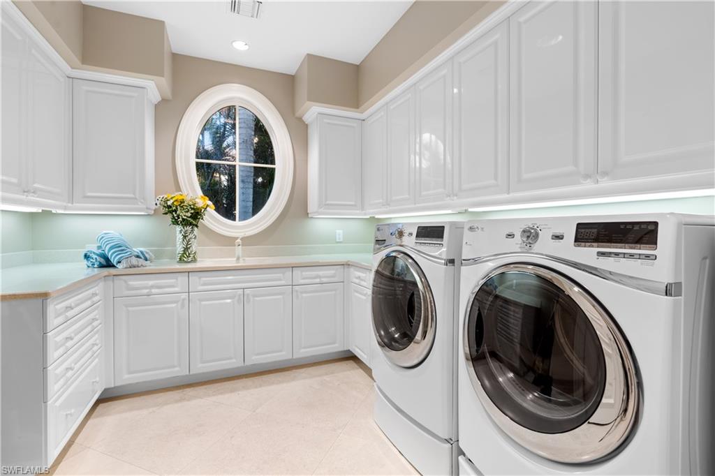 40 5th Ave S, Naples, Florida, 34102, United States, 5 Bedrooms Bedrooms, ,7 BathroomsBathrooms,Residential,For Sale,40 5th Ave S,1482244