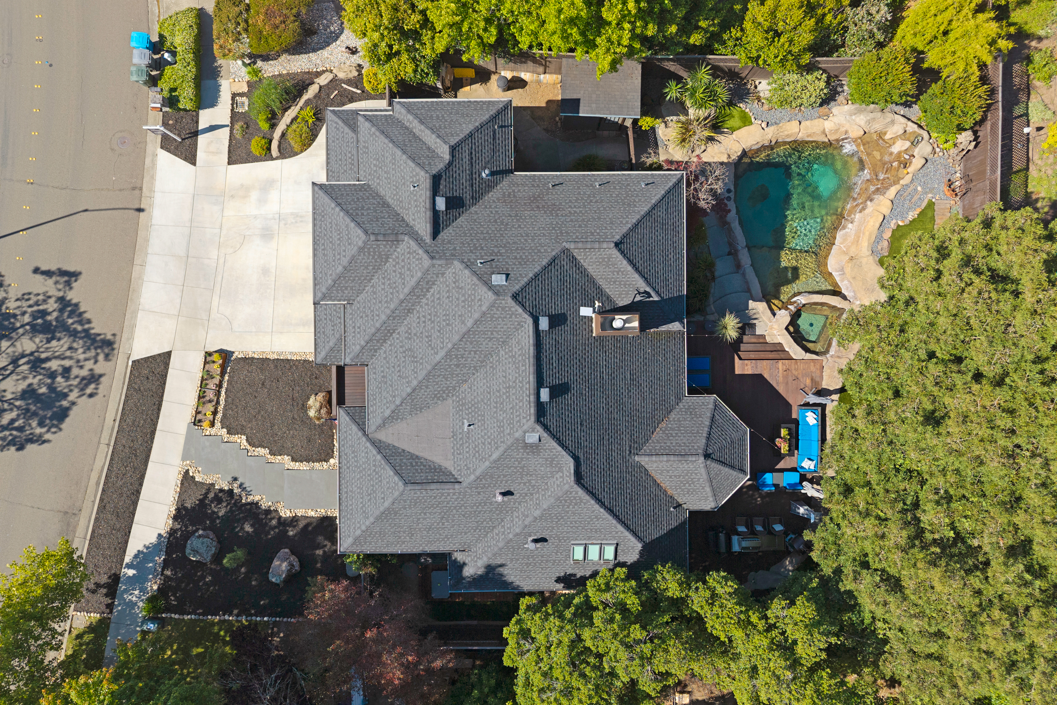  1515 San Ramon Way, Santa Rosa, CA 95409 - 物件實景