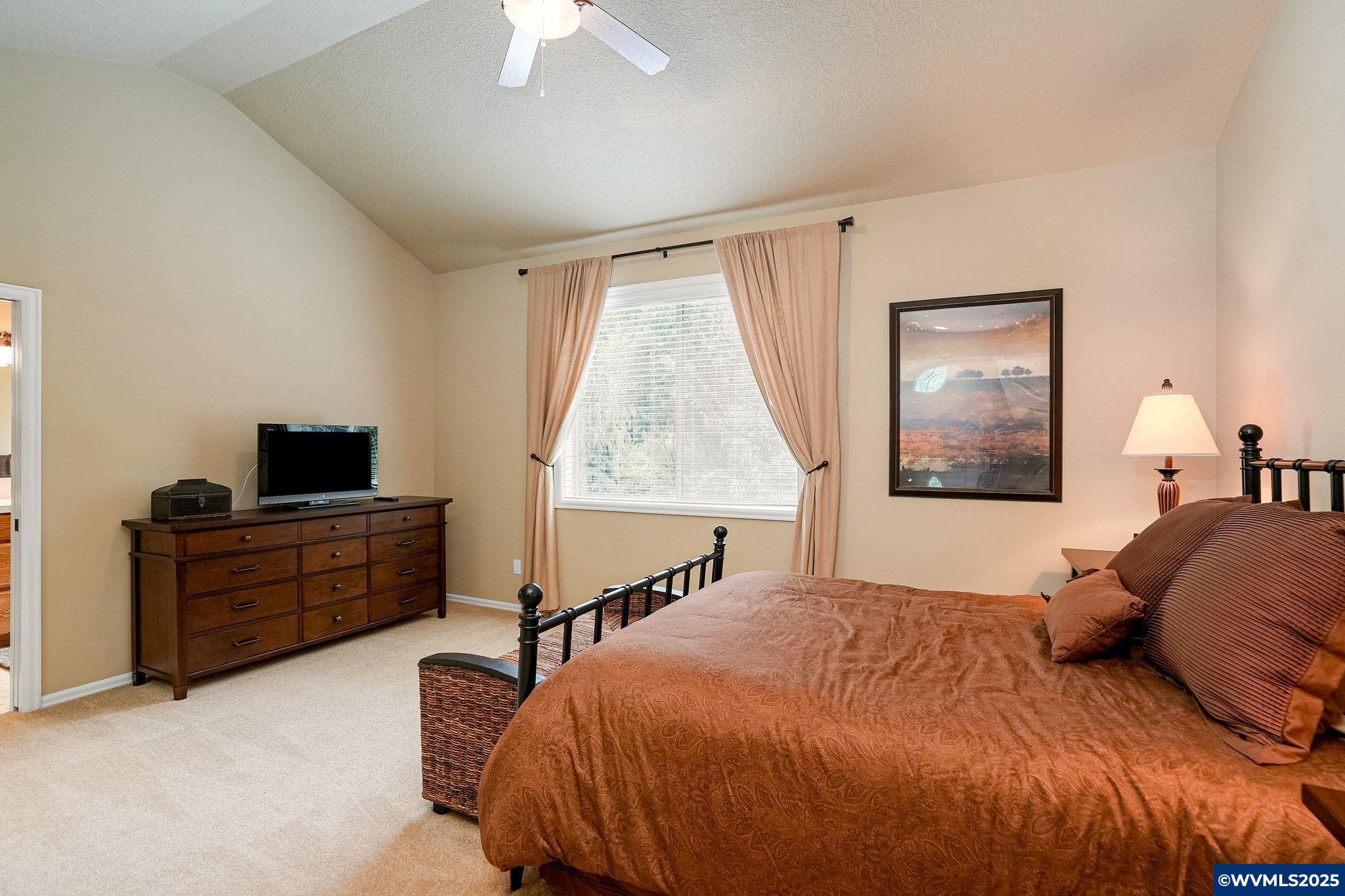 Albany, Oregon, 97321, United States, 4 Bedrooms Bedrooms, ,3 BathroomsBathrooms,Residential,For Sale,1961603