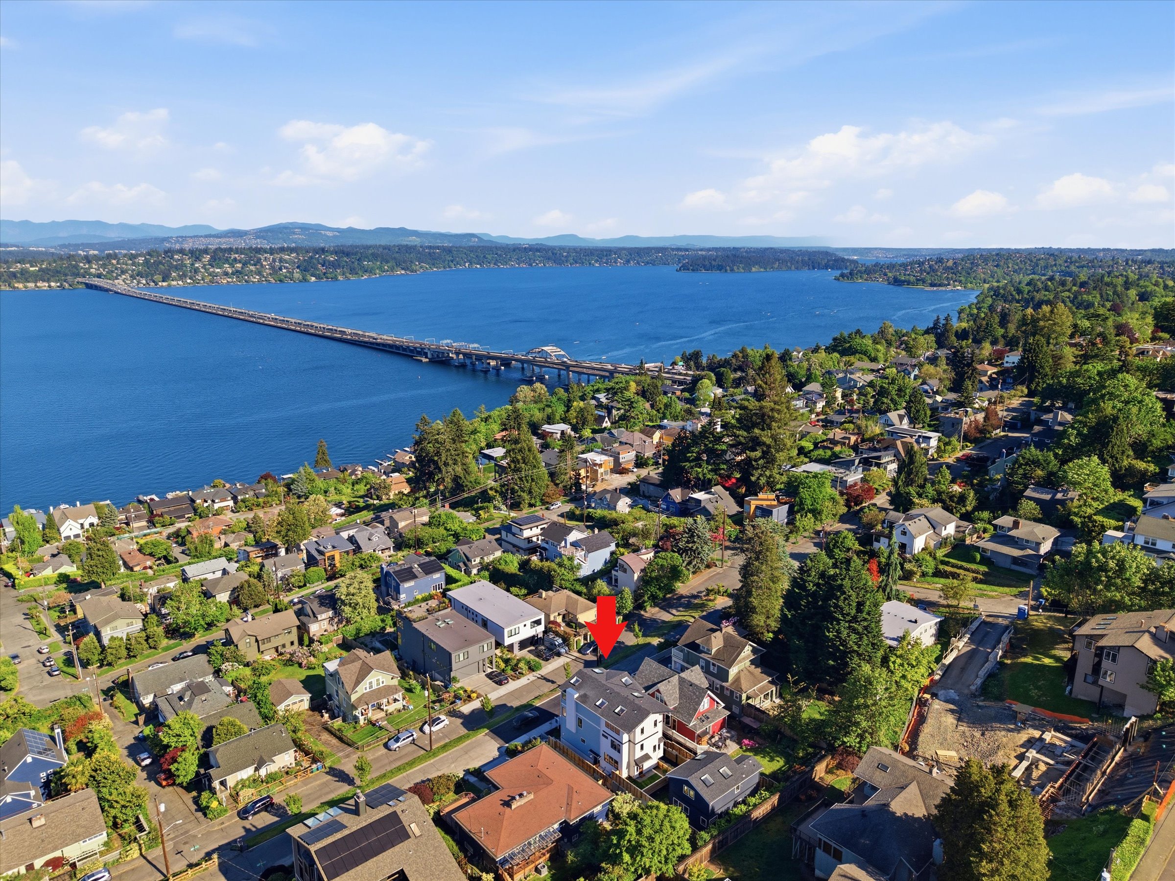  909 32nd Ave S Unit #A, Seattle, WA 98144 - 物件實景