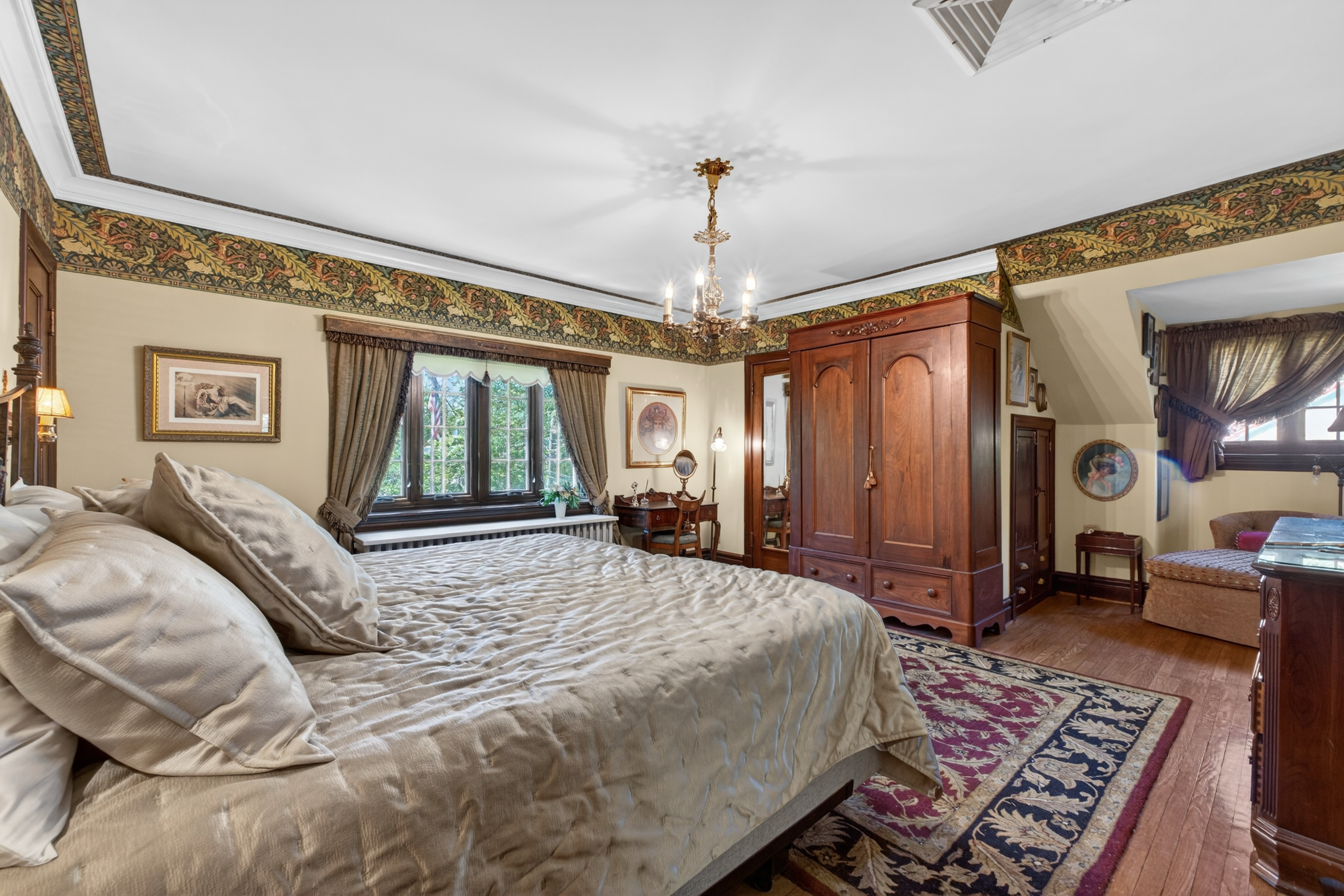  A once-in-a-lifetime opportunity in Webster Groves - 物件實景