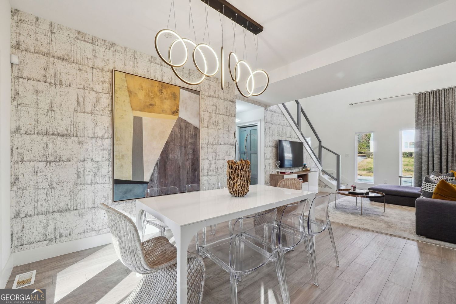 Atlanta, Georgia, 30310, United States, 4 Bedrooms Bedrooms, ,3 BathroomsBathrooms,Residential,For Sale,1892635