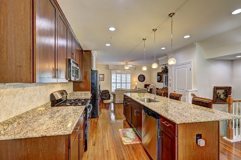 Williamsburg, Virginia, 23188, United States, 2 Bedrooms Bedrooms, ,4 BathroomsBathrooms,Residential,For Sale,1976349