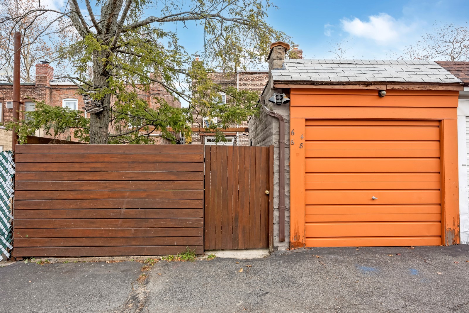 Middle Village, New York, 11379, United States, 3 Bedrooms Bedrooms, ,2 BathroomsBathrooms,Residential,For Sale,2001755