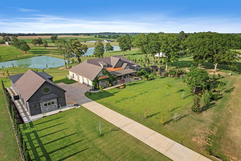 Newton, Alabama, 36352, United States, 4 Bedrooms Bedrooms, ,3 BathroomsBathrooms,Residential,For Sale,1848766