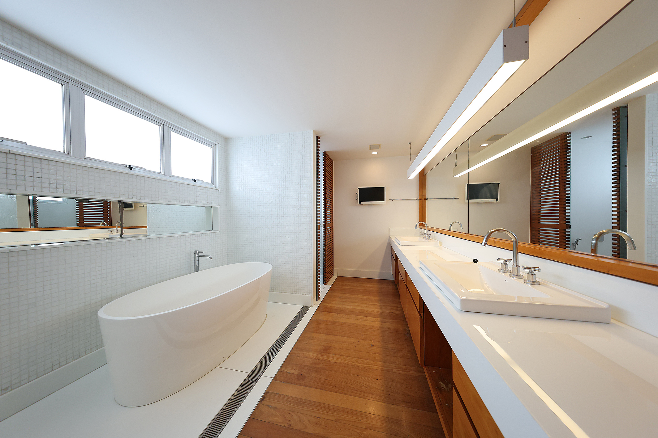  Duplex penthouse with ocean views in Leblon and generous layout - 物件實景