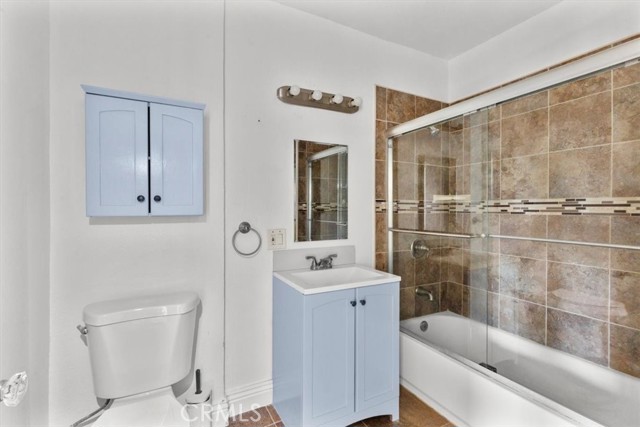 Montebello, California, 90640, United States, 2 Bedrooms Bedrooms, ,1 BathroomBathrooms,Residential,For Sale,2005651