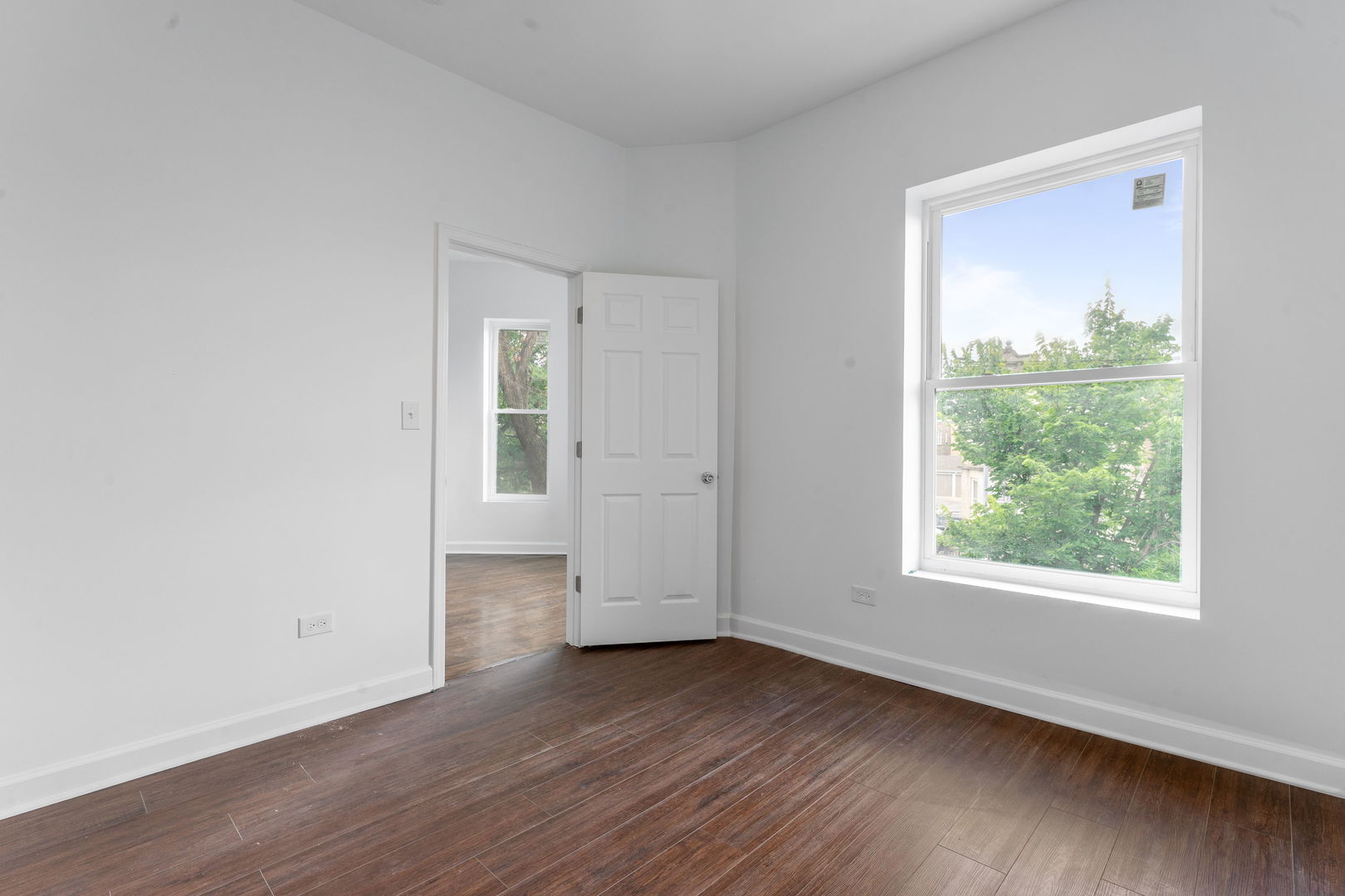 Chicago, Illinois, 60623, United States, 9 Bedrooms Bedrooms, ,Residential,For Sale,1932995