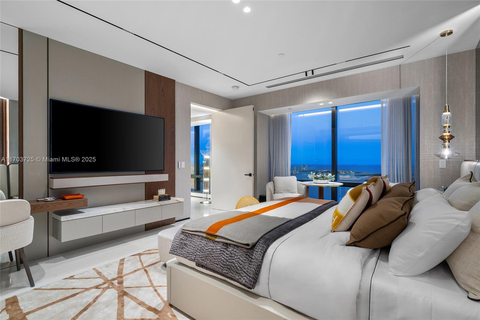 1425 Brickell Ave Unit 66D-66E, Miami, Florida, 33131, United States, 4 Bedrooms Bedrooms, ,5 BathroomsBathrooms,Residential,For Sale,1425 Brickell Ave Unit 66D-66E,1682437