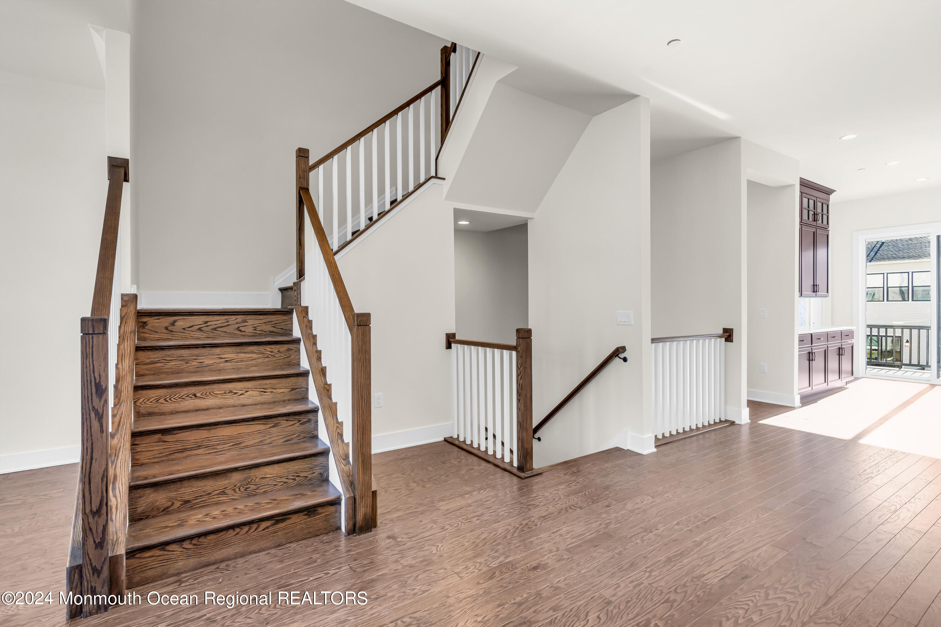 Middletown, New Jersey, 07748, United States, 4 Bedrooms Bedrooms, ,4 BathroomsBathrooms,Residential,For Sale,2001842