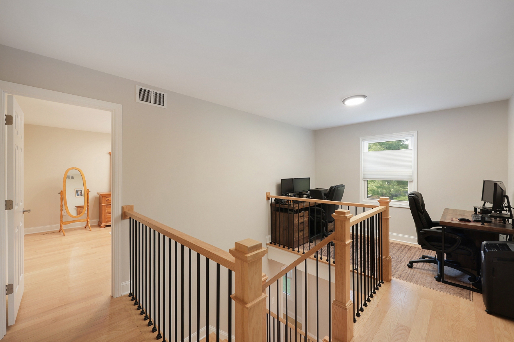  ?Sunrise? Beautifully Updated and Thoughtfully Renovated Condominium - 物件實景