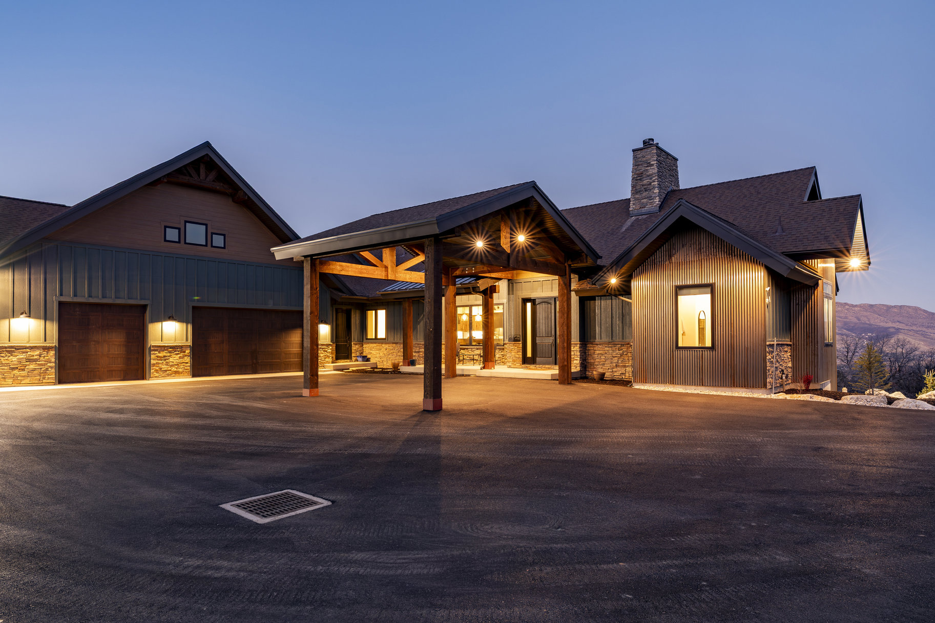  Welcome to a Private Mountain Luxury Retreat on Iconic Old Snowbasin Road - 物件實景