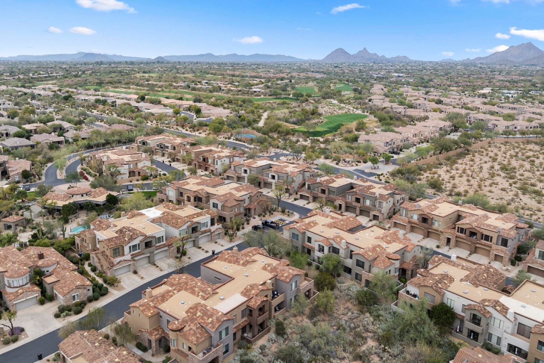  19550 N Grayhawk Drive  Scottsdale, AZ - 物件實景