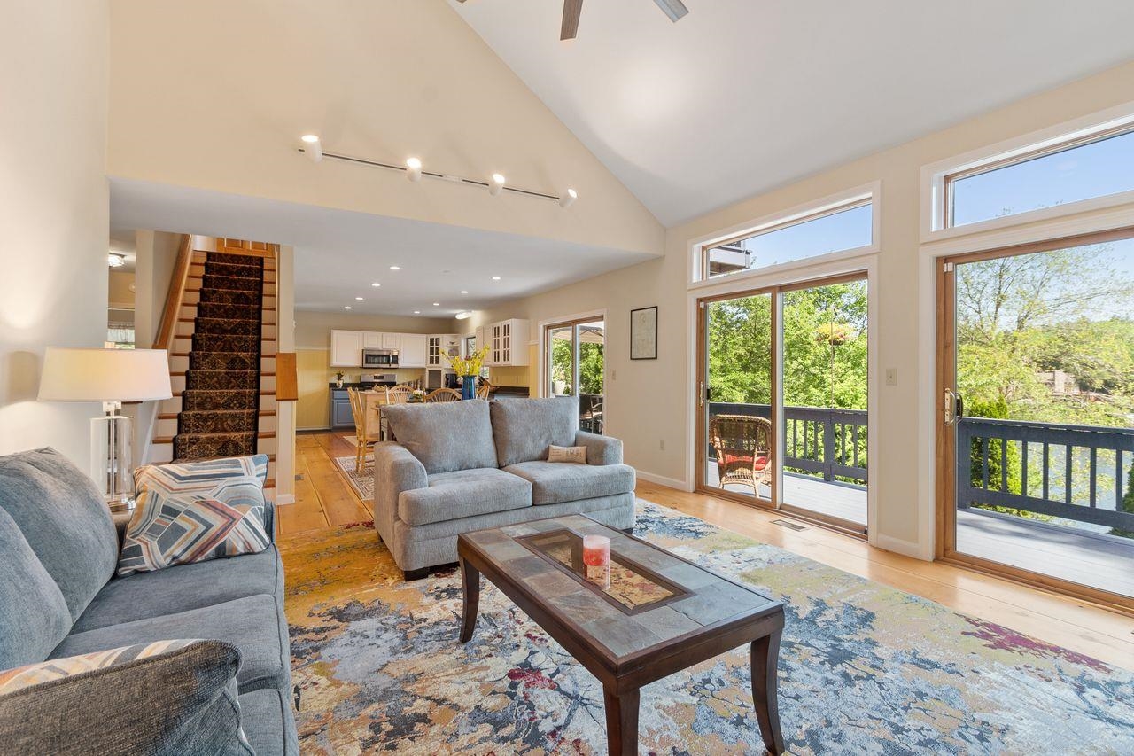 Nottingham, New Hampshire, 03290, United States, 3 Bedrooms Bedrooms, ,Residential,For Sale,1866436