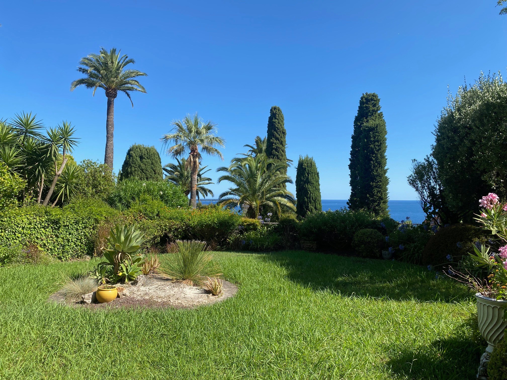  Cannes Croix des Gardes, luxury garden apartment for sale, sea views, private g… - 物件實景