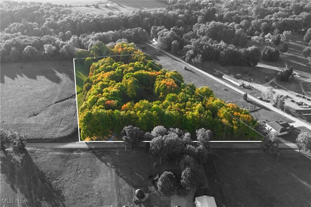 Kinsman, Ohio, 44428, United States, 4 Bedrooms Bedrooms, ,4 BathroomsBathrooms,Residential,For Sale,1983424