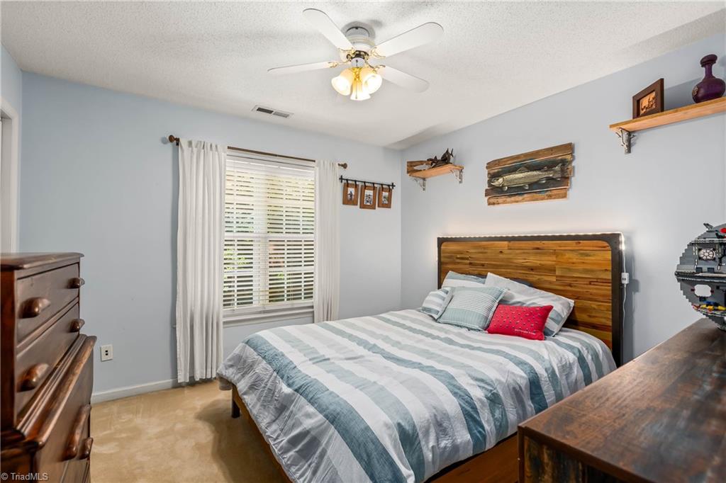 Clemmons, North Carolina, 27012, United States, 4 Bedrooms Bedrooms, ,3 BathroomsBathrooms,Residential,For Sale,1902242